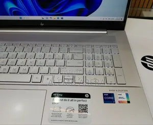New Laptop HP 12GB Intel Core i7 SSD 512GB