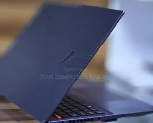 New Laptop Asus VivoBook 15 X505BA 16GB Intel Core i7 SSD 512GB