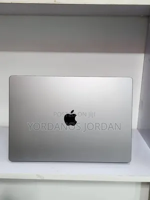 New Laptop Apple MacBook Pro M1 16GB Apple M1 Pro SSD 512GB
