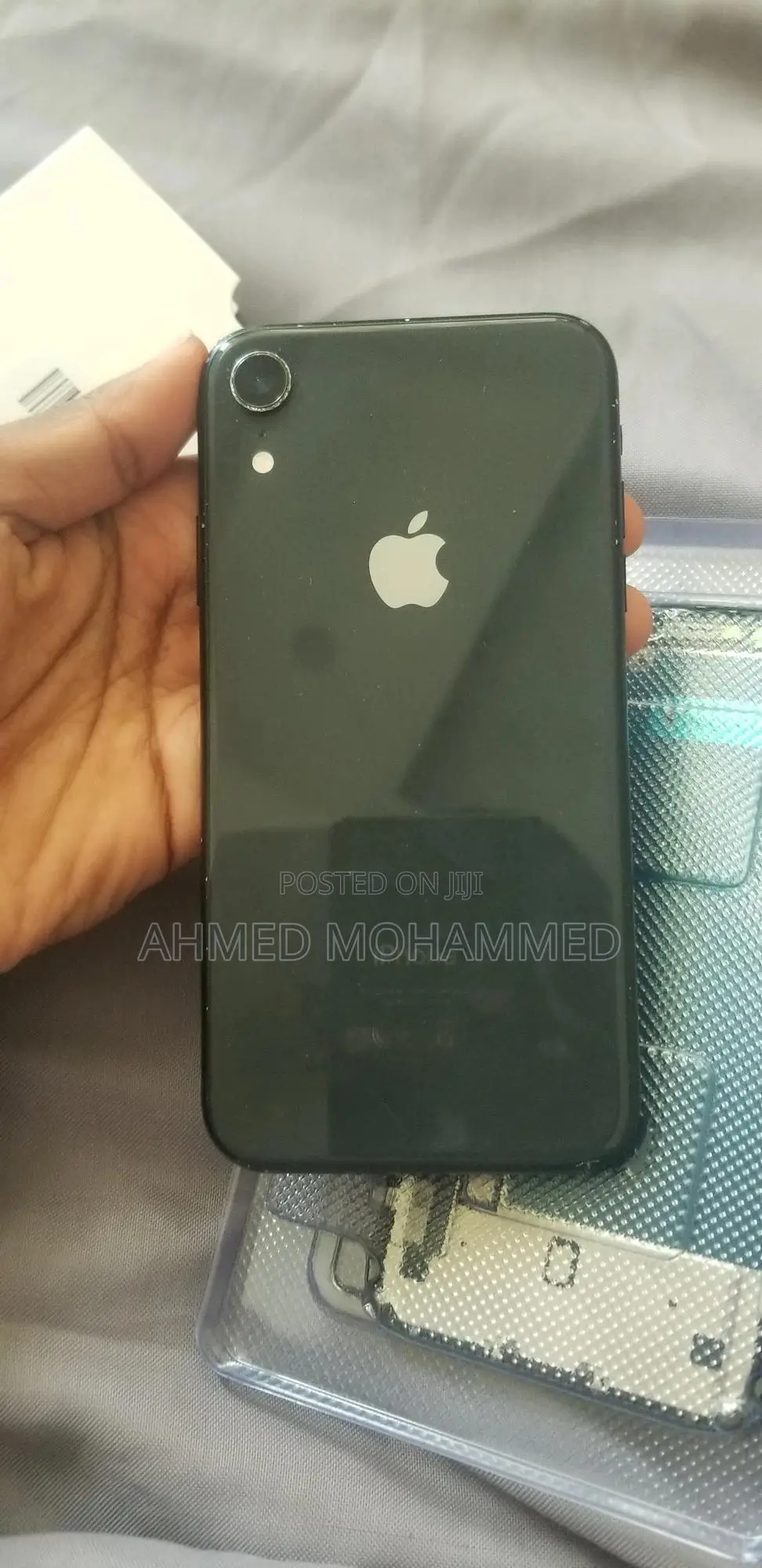 Apple XR 64 GB Black