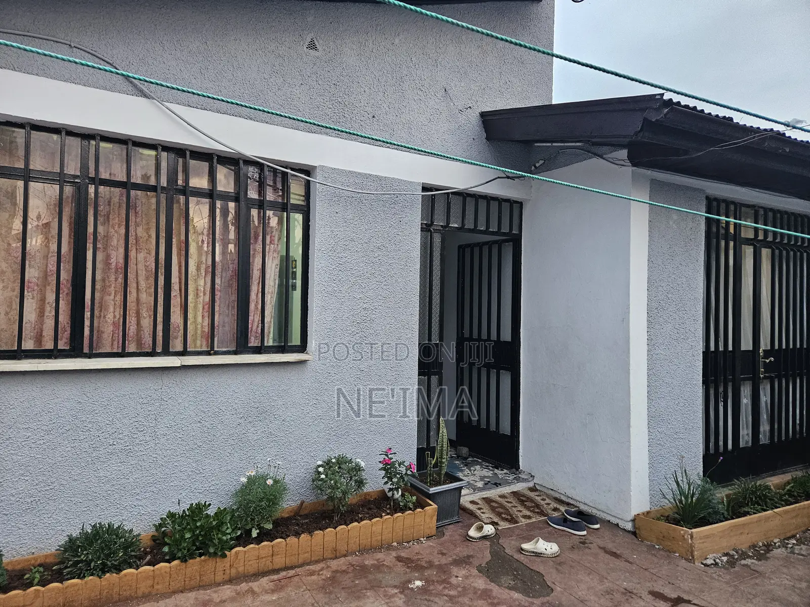 Furnished 3bdrm Villa in Bole for sale