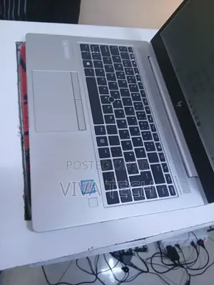 New Laptop HP EliteBook 840 G5 8GB Intel Core i5 SSD 512GB