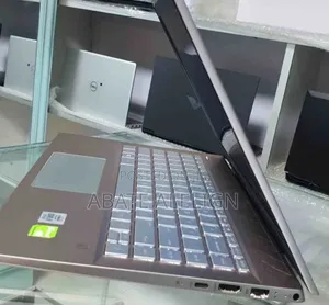 New Laptop HP Pavilion 14 8GB Intel Core i7 SSD 512GB
