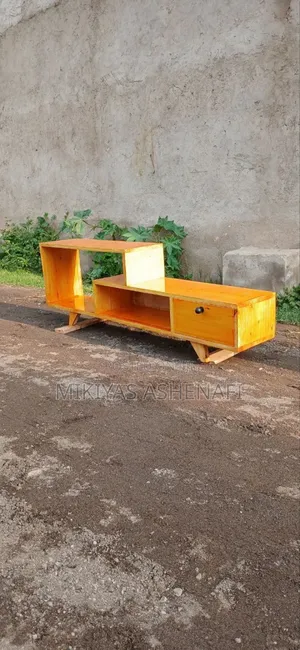 Tv Stand ቴቪ ማስቀመጫ