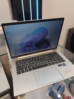 New Laptop HP EliteBook 840 G9 16GB Intel Core i5 SSD 512GB