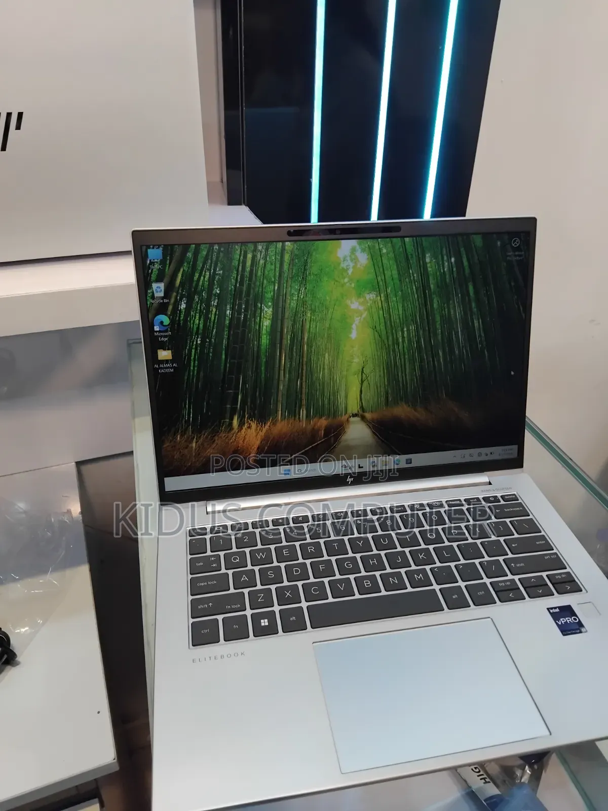 New Laptop HP EliteBook 840 G9 16GB Intel Core i7 SSD 512GB