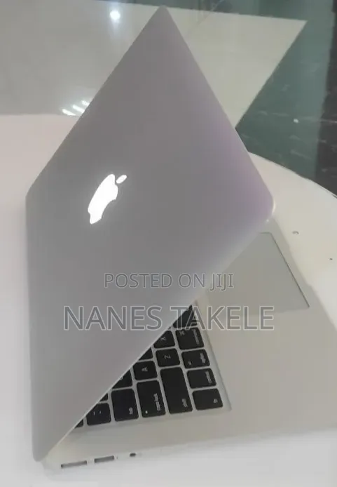 New Laptop Apple MacBook Air 2015 4GB Intel Core i5 SSD 256GB