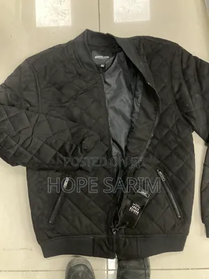 Hunter Story Men's Quilted Bomber Jacket