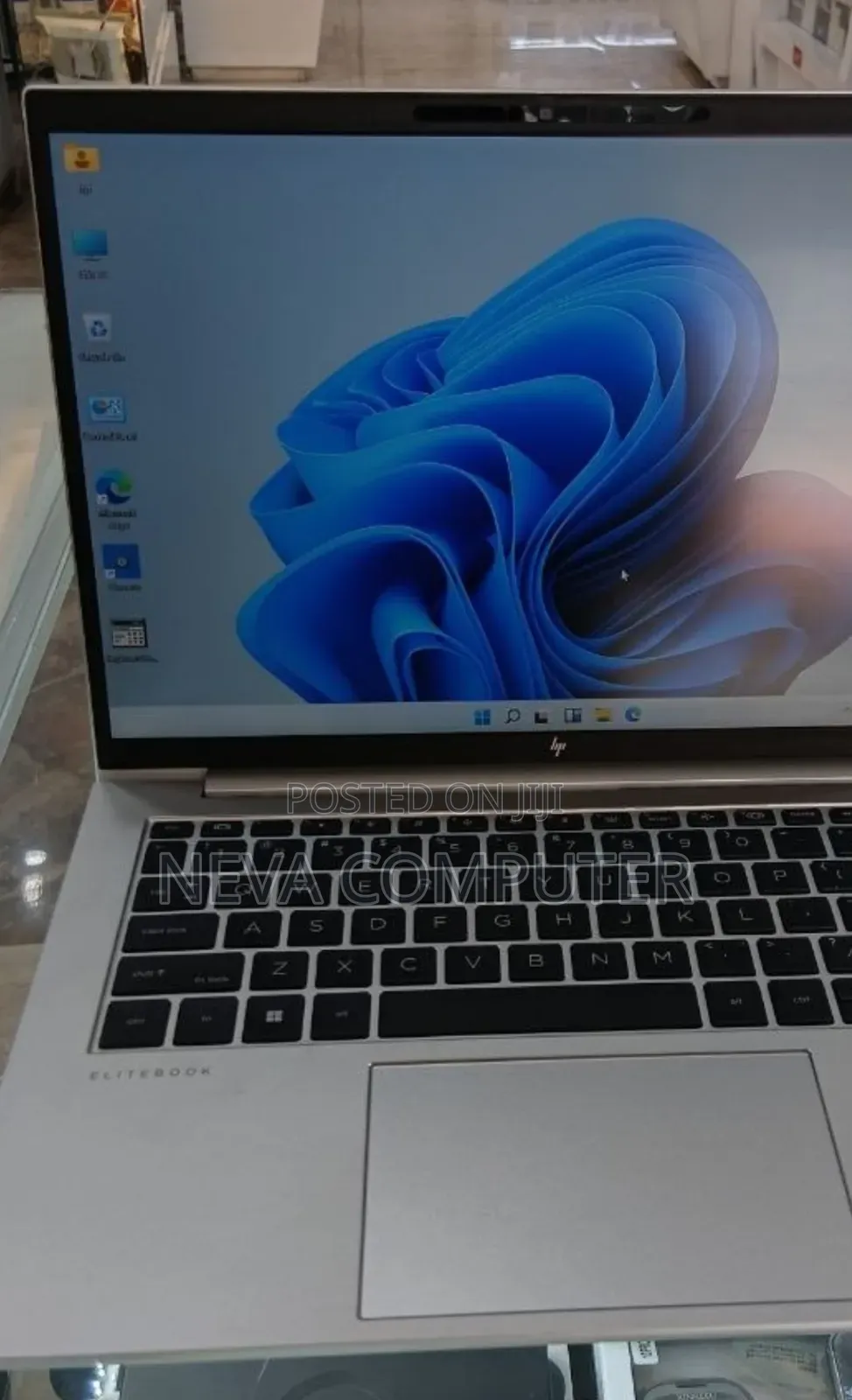 New Laptop HP EliteBook 840 G9 16GB Intel Core i5 SSD 512GB