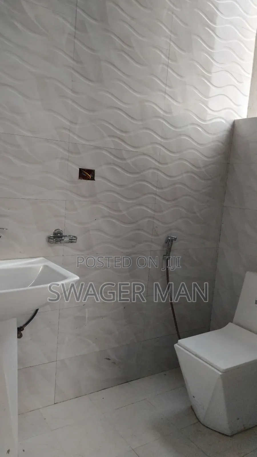 Furnished 5bdrm Villa in Roseta, Yeka for sale