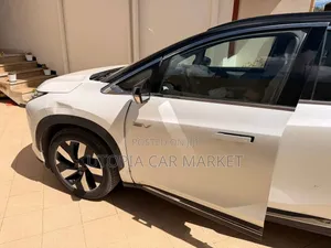 Mitsubishi Airtrek 135 kW FWD 2022
