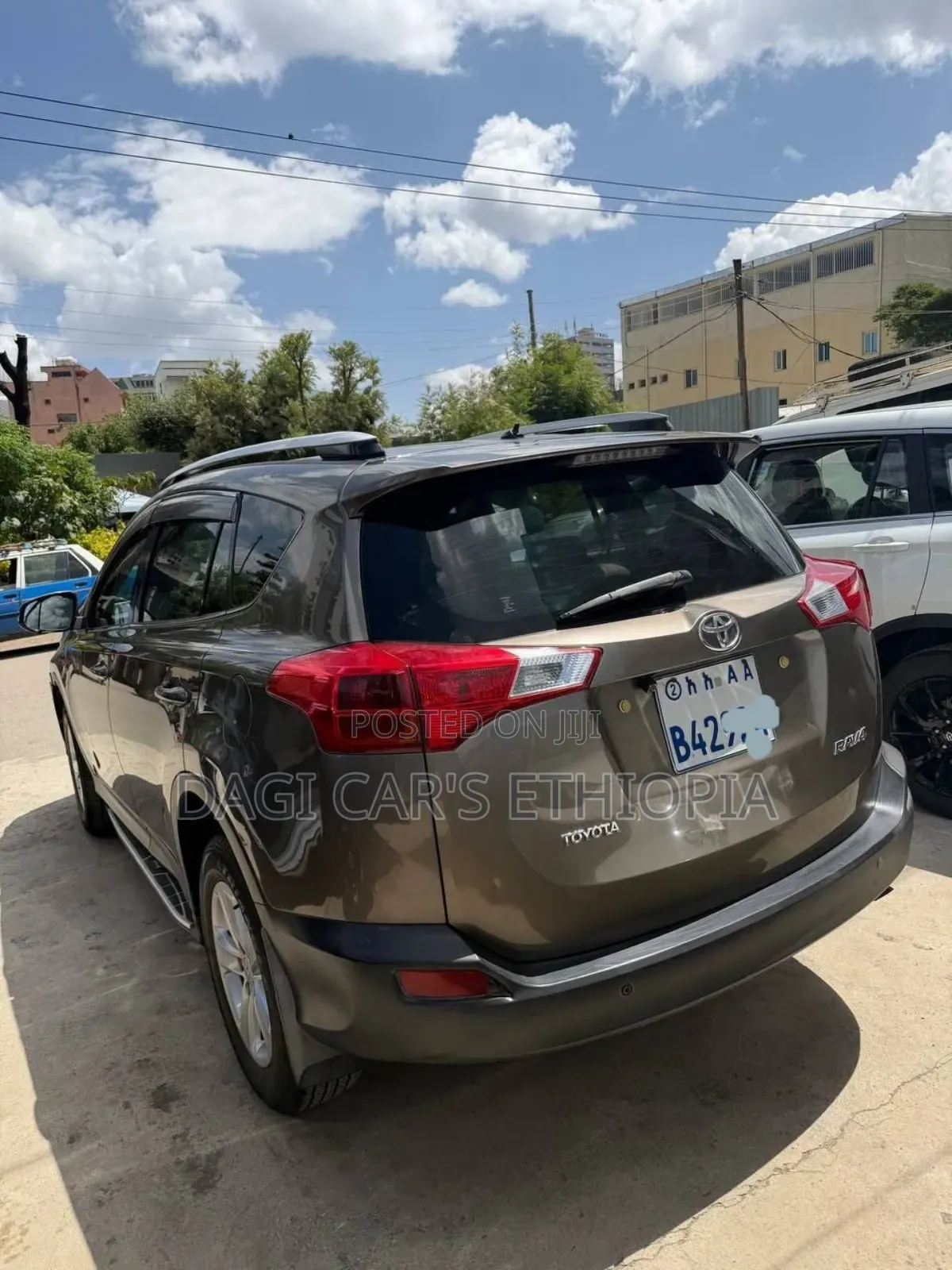 Toyota RAV4 Limited 4dr SUV (2.5L 4cyl 6A) 2015 Gray