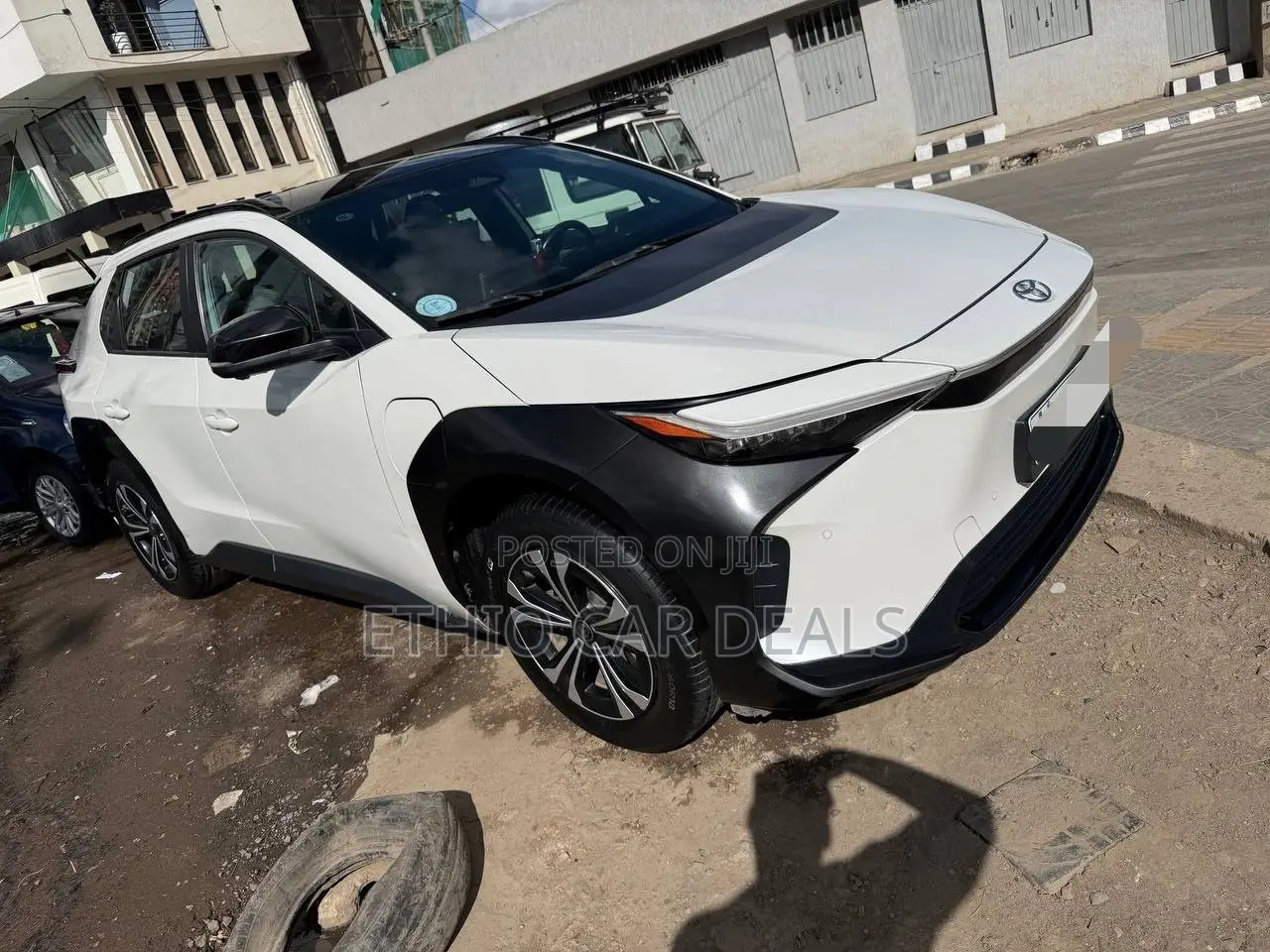 Toyota bZ4X 2023 White