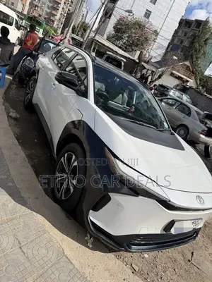 Toyota bZ4X 2023 White