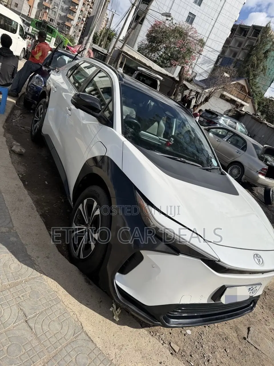 Toyota bZ4X 2023 White