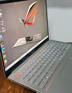 New Laptop Asus VivoBook 15 X505BA 16GB Intel Core i5 SSD 512GB