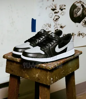 Nike Air Jordan 1 Low 'Shadow' Men's Shoes