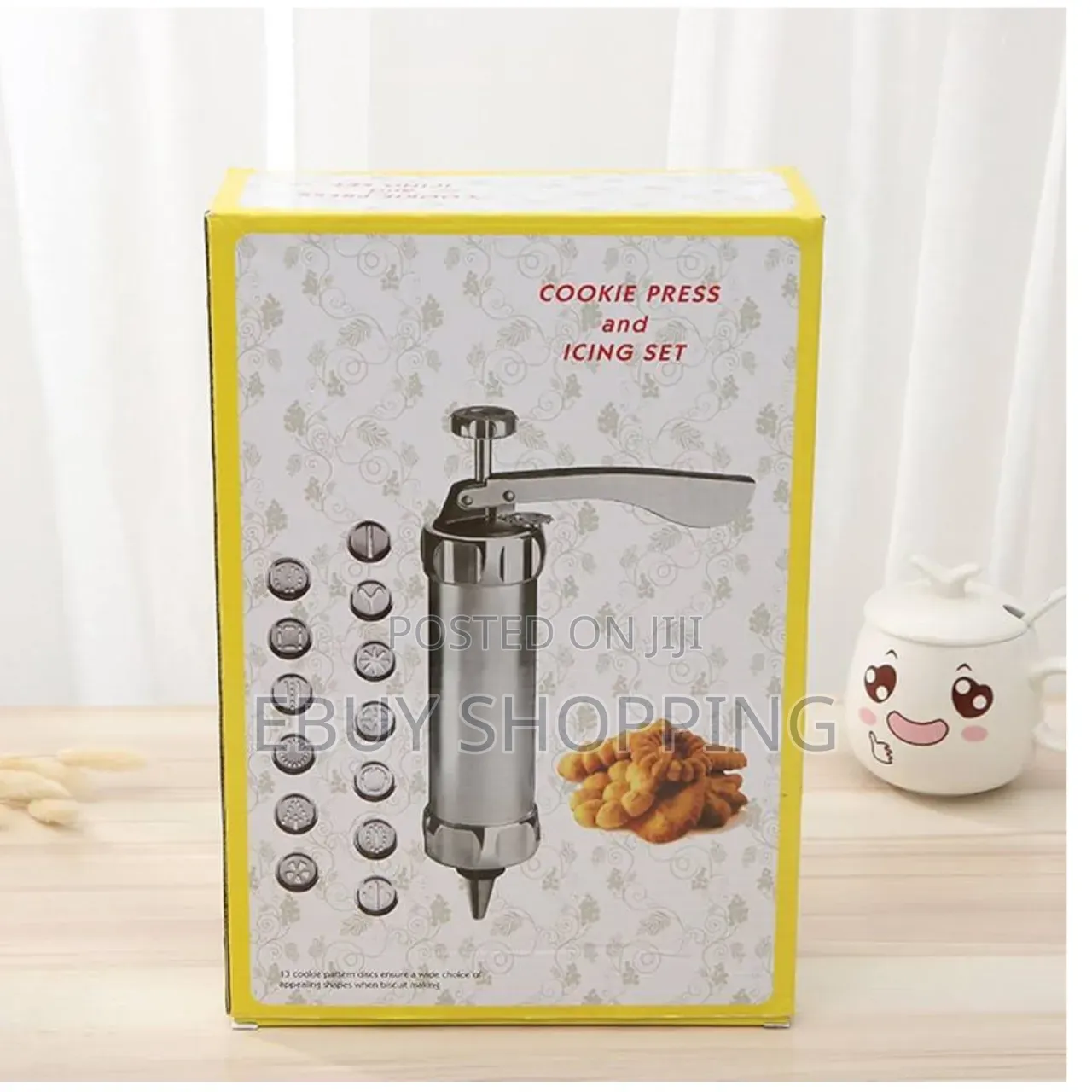 Deluxe Holiday Baking Kit: Cookie Shaper Cream Decorator