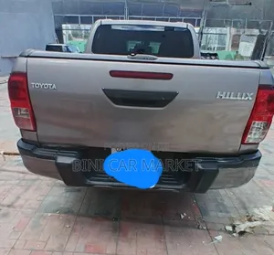 Toyota Hilux Revo Double Cab Deisel 2.8 AWD 2020 Silver