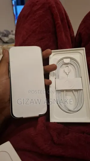 New Apple iPhone 17 512 GB White