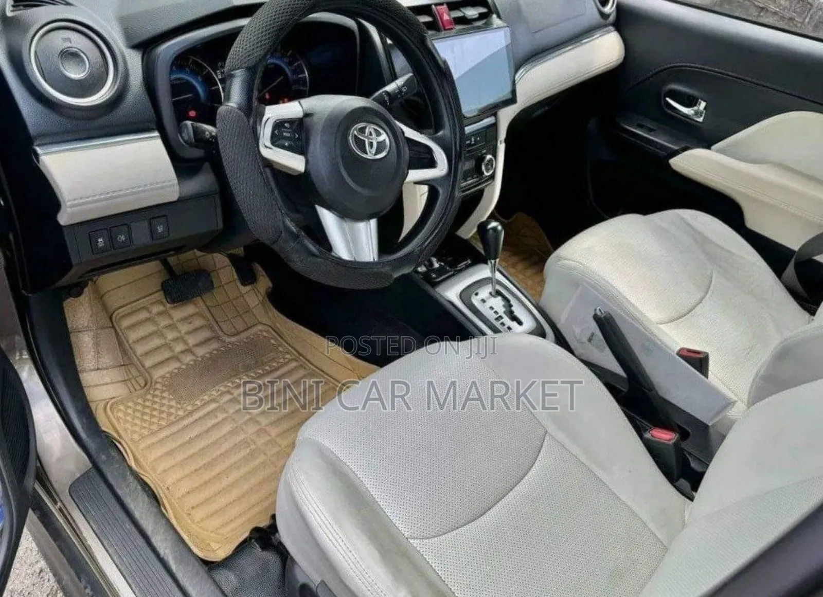 Toyota Rush 2022 Gray