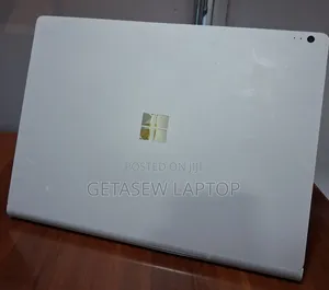 New Laptop Microsoft Surface Book 2 16GB Intel Core i7 SSD 512GB