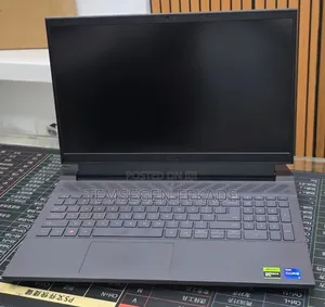 New Laptop Dell G15 5535 16GB Intel Core i7 SSD 1T