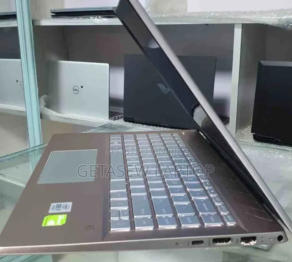 New Laptop HP Pavilion 10 16GB Nvidia SSD 512GB