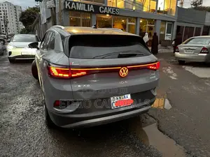 Volkswagen ID.4 2022 Gray
