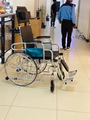 Wheelchair ዊልቸር ወደዋላ መተኛት የሚችል
