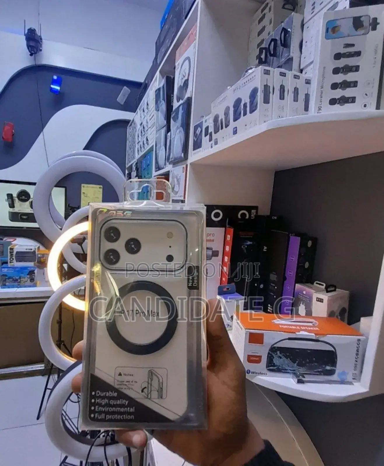Clear Cover Creative ( 17, 17pro, 17pro Max )