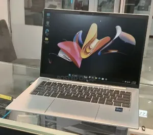 New Laptop HP EliteBook 840 G9 16GB Intel Core i7 SSD 512GB