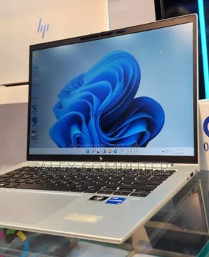 New Laptop HP EliteBook 840 G9 16GB Intel Core i5 SSD 512GB