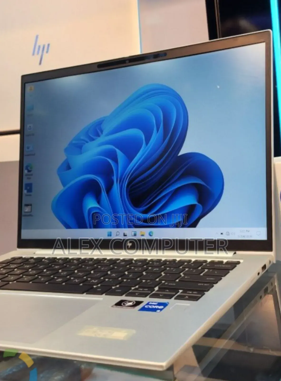 New Laptop HP EliteBook 840 G9 16GB Intel Core i5 SSD 512GB