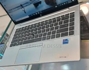 New Laptop HP EliteBook 840 G8 16GB Intel Core i7 SSD 512GB