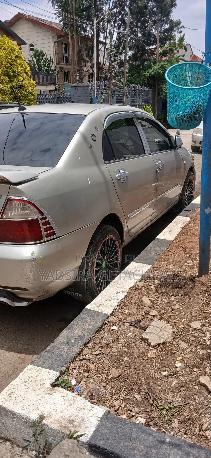 Toyota Corolla 2005 Gold