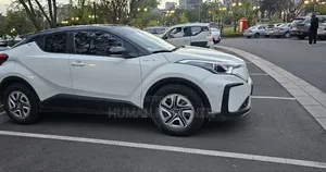 Toyota C-HR 2022 White