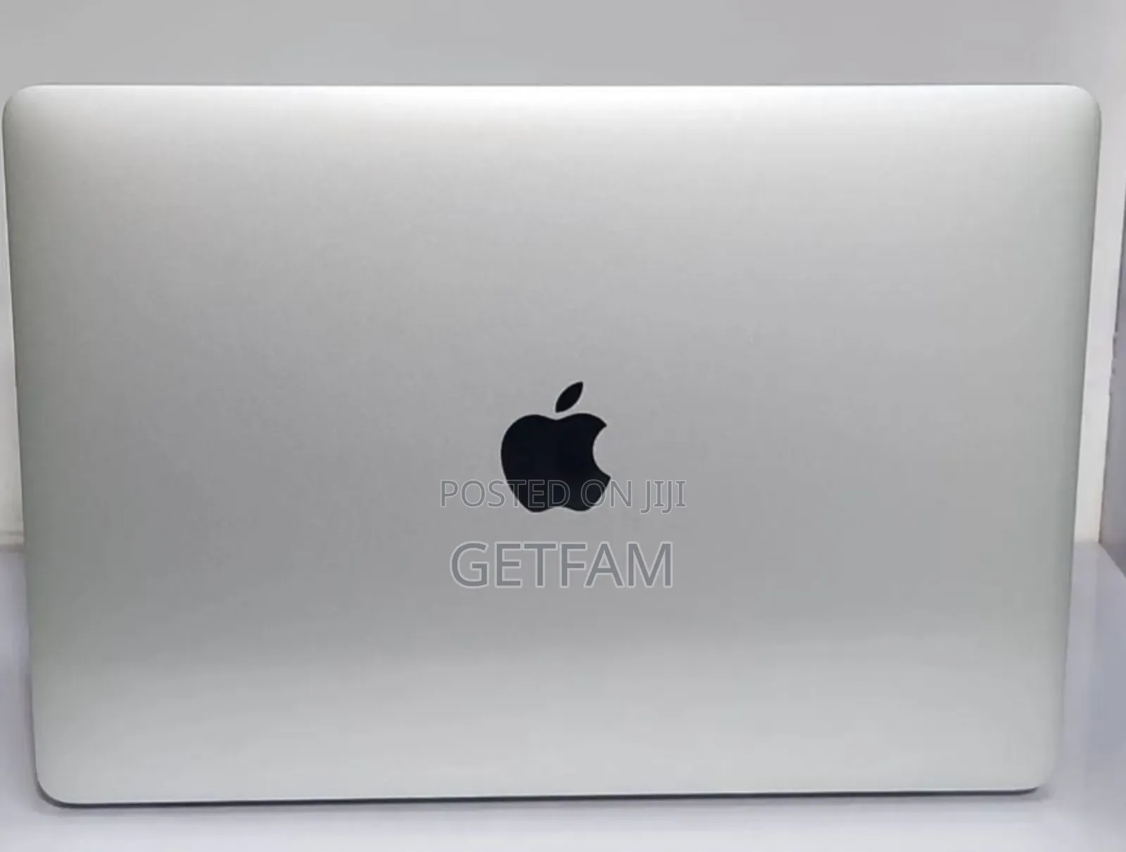 New Laptop Apple MacBook 2020 16GB Intel Core i7 SSD 512GB