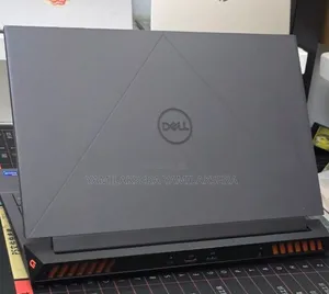 New Laptop Dell G15 5535 16GB Intel Core i7 SSD 1T