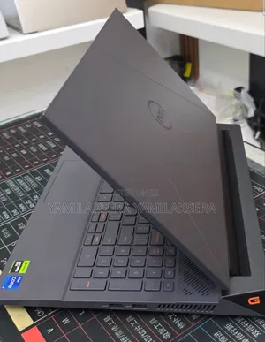 New Laptop Dell G15 5535 16GB Intel Core i7 SSD 1T