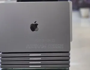 New Laptop Apple MacBook Pro M1 32GB Apple M1 SSD 512GB