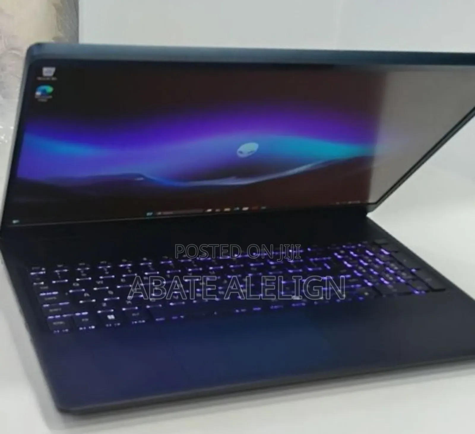 New Laptop Alienware 16 Aurora 32GB Intel Core Ultra 9 SSD 1T