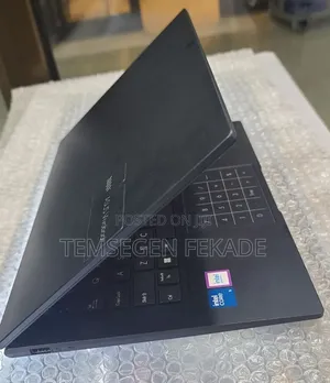 New Laptop Asus 16GB Intel Core i5 SSD 512GB
