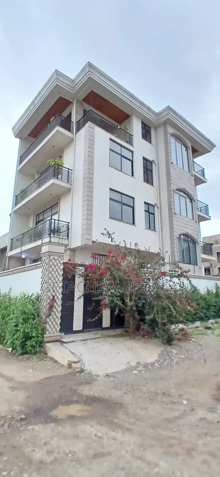Furnished 7bdrm House in Oromia-Finfinne for sale