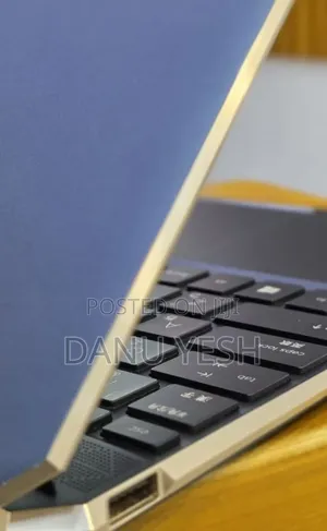 New Laptop HP Spectre X360 16GB Intel Core i7 SSD 512GB