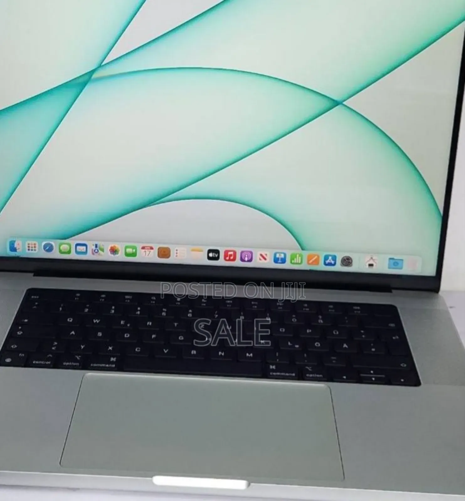 New Laptop Apple MacBook Pro M1 16GB Apple M1 Pro SSD 512GB