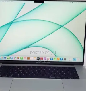 New Laptop Apple MacBook Pro M1 16GB Apple M1 Pro SSD 512GB