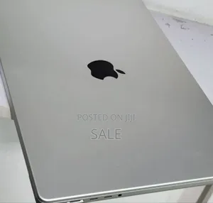 New Laptop Apple MacBook Pro M1 16GB Apple M1 Pro SSD 512GB