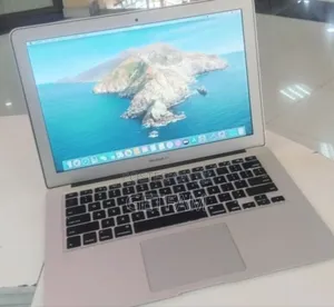 New Laptop Apple MacBook 2015 4GB Intel Core i5 SSD 256GB