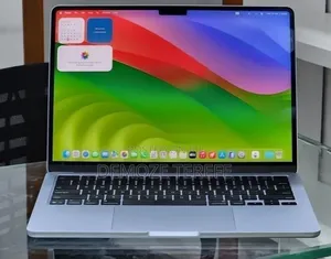 New Laptop Apple MacBook Air 2025 M4 15-inch 16GB Apple M4 SSD 256GB